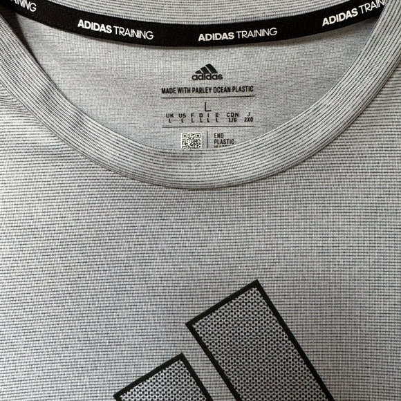 Men’s Adidas Training Shirt - Large - Picture 4 of 4